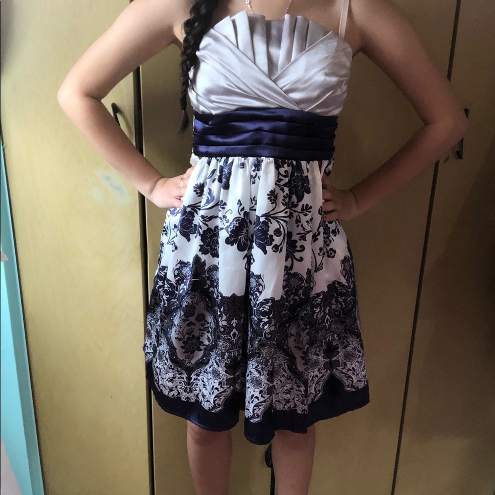 Strapless dress